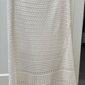 Elegant White Lace Skirt